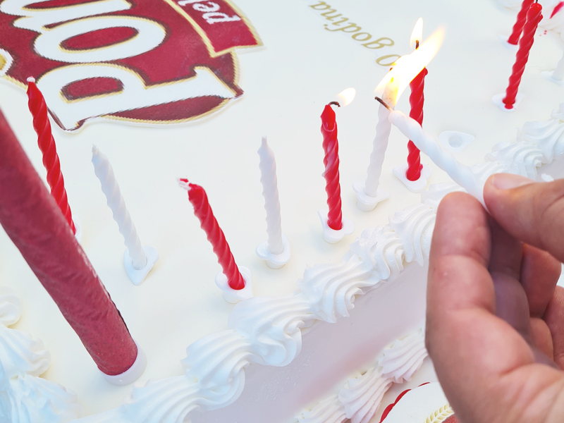 Pons 30 godina torta